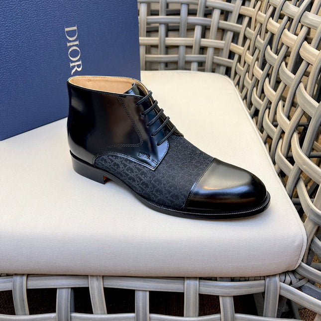 CD HOMME LACE-UP ANKLE BOOT BLACK CALFSKIN