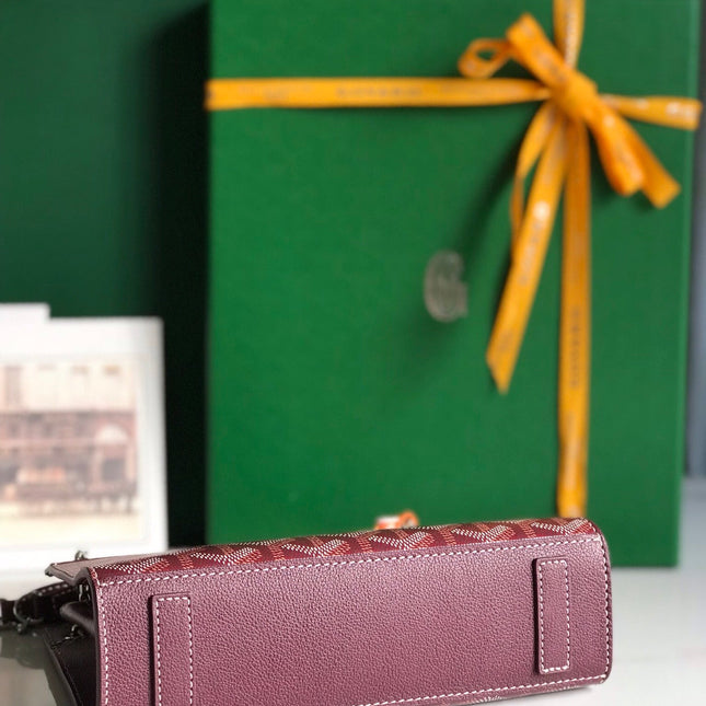 ROUETTE STRUCTURÉ MINI BAG 21 IN WINE RED GOYARDINE CANVAS AND CALFSKIN