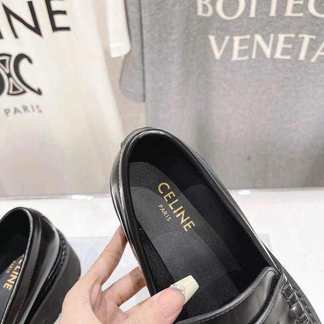 CHUNKY LOAFER IN BLACK POLISHED BULLSKIN