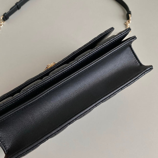 MISS LADY 24 LARGE BAG IN BLACK LAMBSKIN