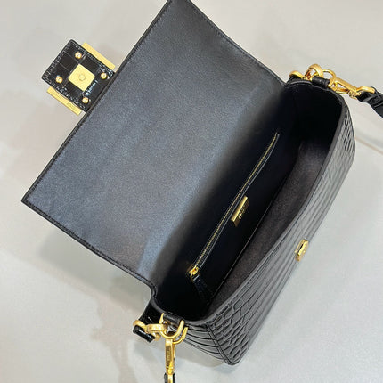 BAGUETTE 27 IN BLACK CROCODILE PATTERN GLOSSY CALFSKIN GOLD HARDWARE