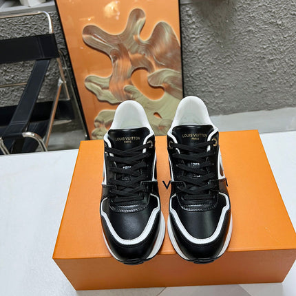 LV WOMEN SNEAKER IN BLACK CALFSKIN