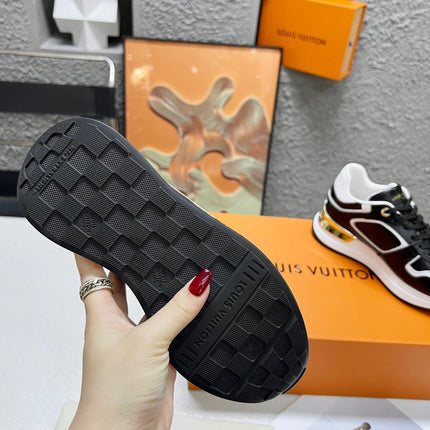 LV WOMEN SNEAKER IN BLACK CALFSKIN