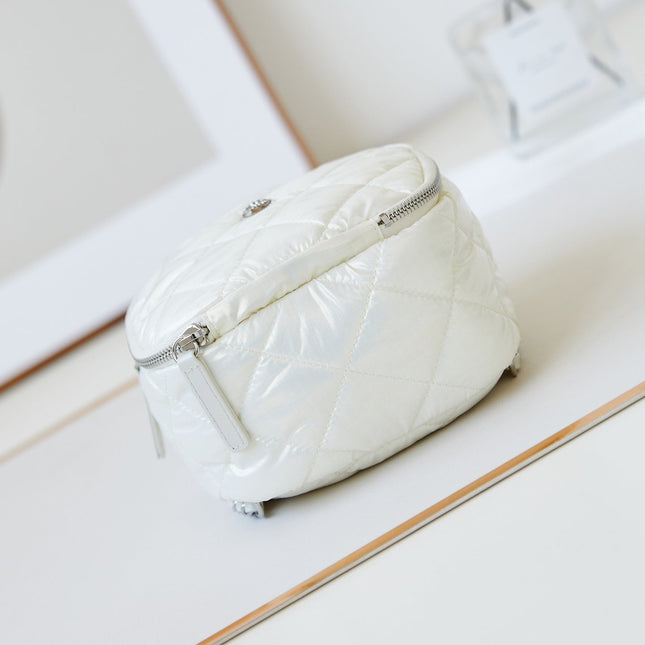 BACKPACK 22 IN WHITE FABRIC SILVER HARDWARE