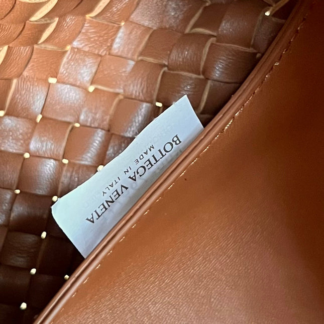 LARGE CABAT 51 IN BRONZE ORANGE LAMBSKIN