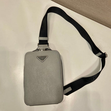 CHEST BAG 20 IN ECHO GRAY SAFFIANO LEATHER