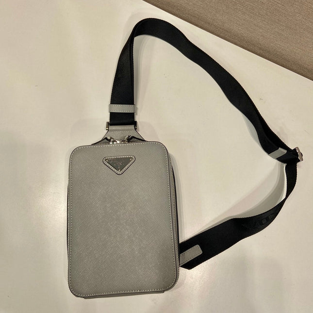 CHEST BAG 20 IN ECHO GRAY SAFFIANO LEATHER