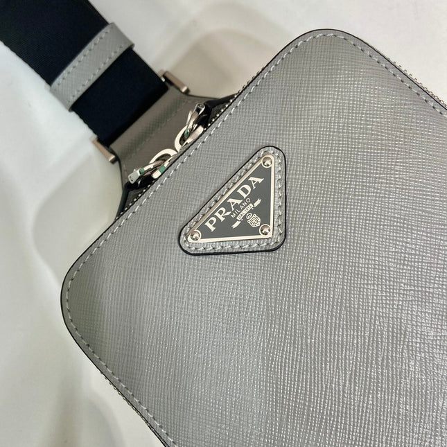 CHEST BAG 20 IN ECHO GRAY SAFFIANO LEATHER