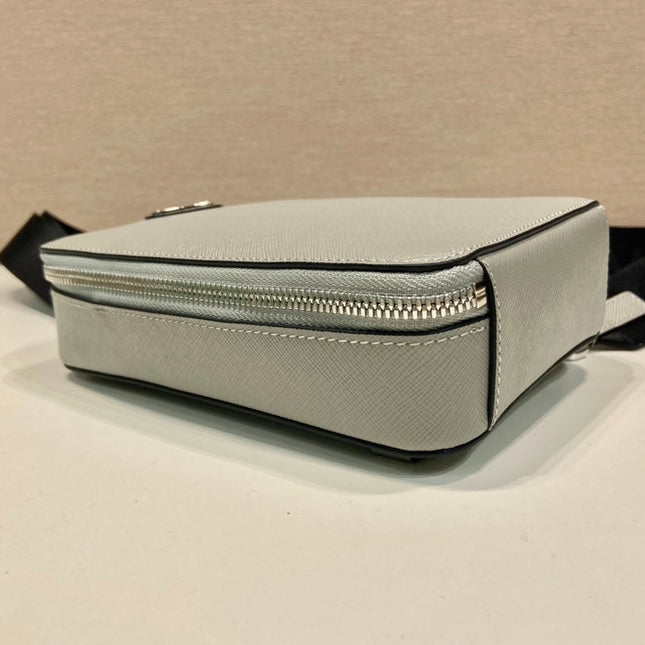 CHEST BAG 20 IN ECHO GRAY SAFFIANO LEATHER