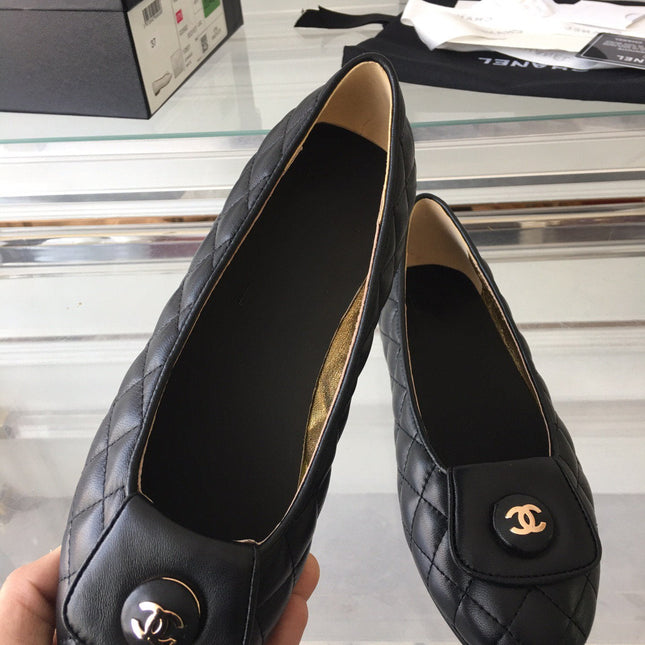 ballet flat black quilted gold cc lock
