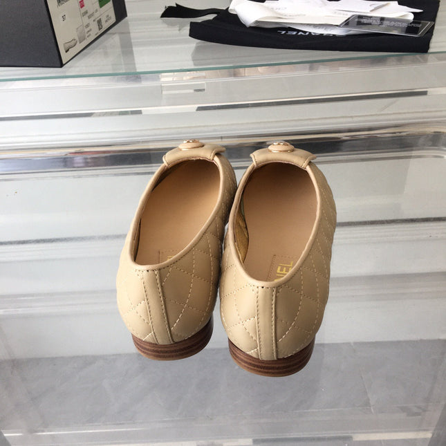 ballet flat quilted beige gold cc lock