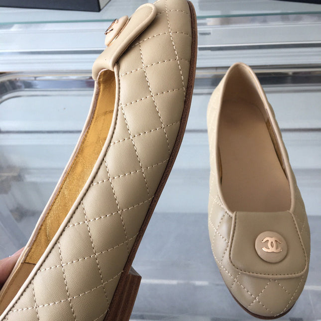 ballet flat quilted beige gold cc lock
