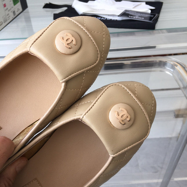 ballet flat quilted beige gold cc lock
