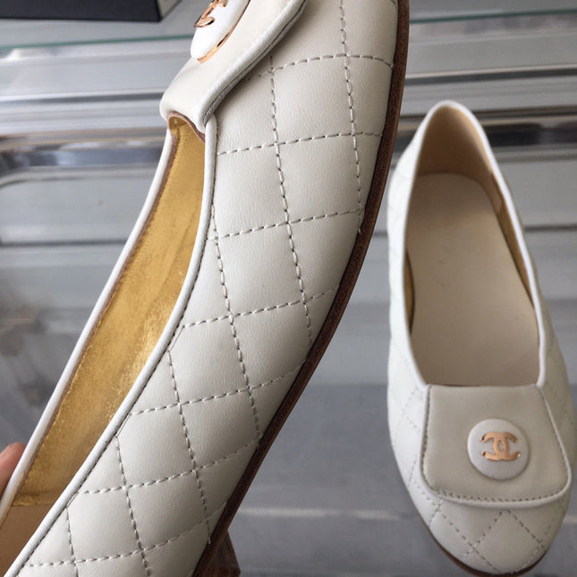 ballet flat quilted white gold cc lock