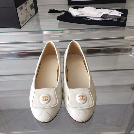 ballet flat quilted white gold cc lock