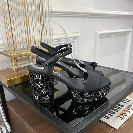 SANDALS leather satin black