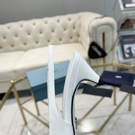 MEDIUM HEEL SLINGBACK ATTACHED CREATIVE FLOWERS IN WHITE PATENT CALFSKIN