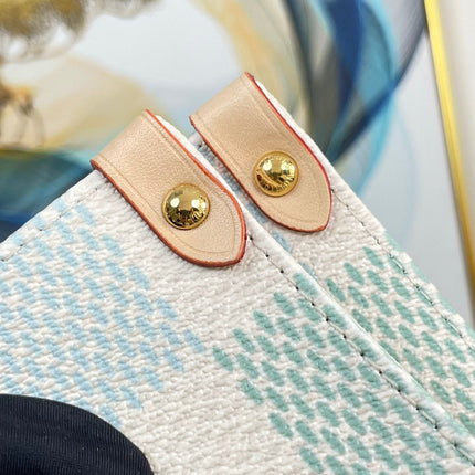 ONTHEGO 35 IN PISTACHIO DAMIER GIANT CANVAS