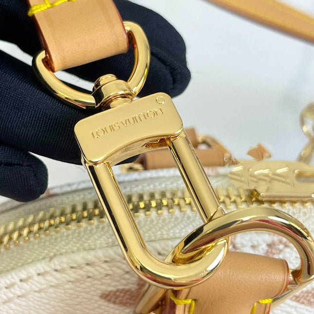 ALMA  BB 25 IN WHITE MONOGRAM DUNE CANVAS GOLD HARDWARE