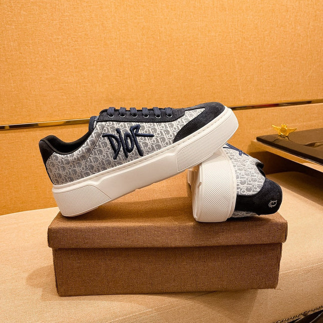 CD HOMME THICK-SOLE SNEAKERS BLACK AND WHITE JACQUARD