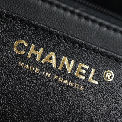 CHANEL 25S FLAP BAG 21 CM IN BLACK LAMBSKIN WITH GOLD HARDWARE