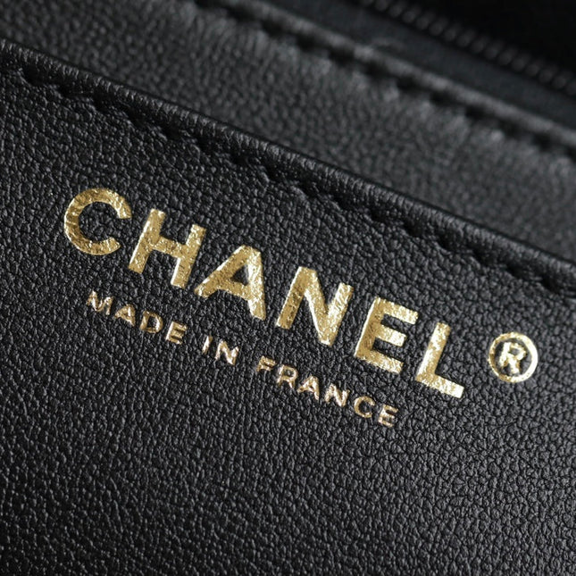 CHANEL 25S FLAP BAG 21 CM IN BLACK LAMBSKIN WITH GOLD HARDWARE