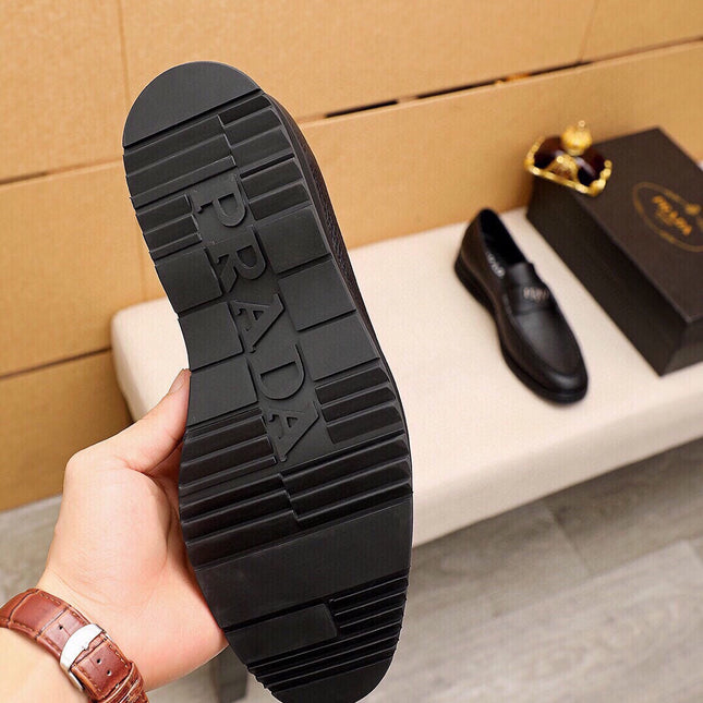 PRA LOAFER IN BLACK GRAINED CALFSKIN