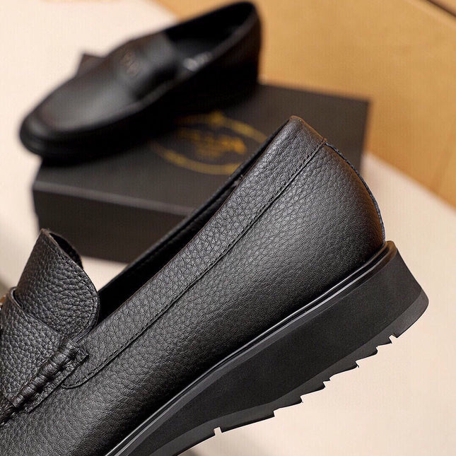 PRA LOAFER IN BLACK GRAINED CALFSKIN