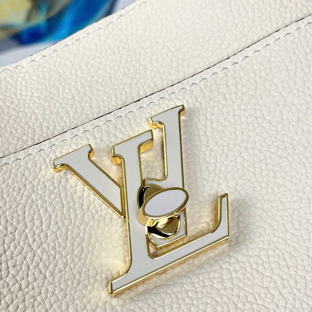LOCK AND WALK 20 IN CREAM GRAINED CALFSKIN GOLD HARDWARE