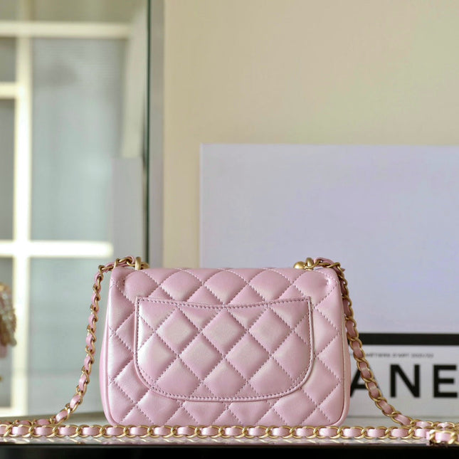 CHANEL 25S FLAP BAG 17 CM IN PEARL PINK LAMBSKIN WITH GOLD HARDWARE