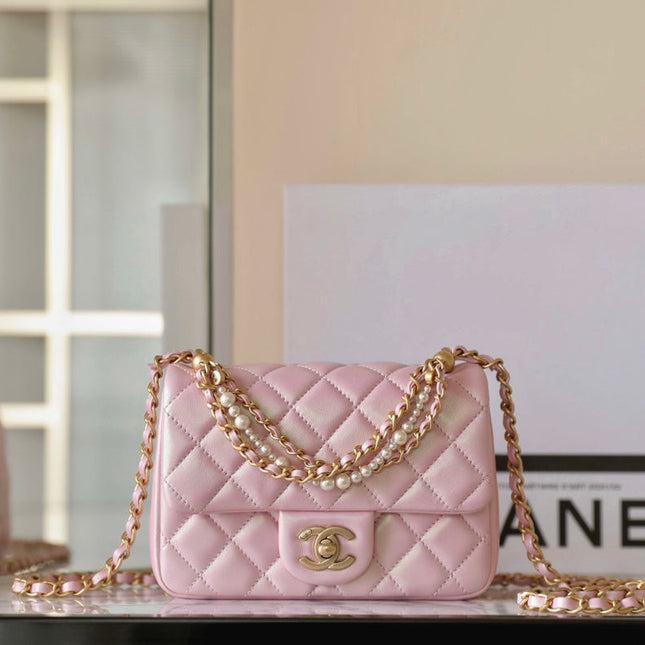 CHANEL 25S FLAP BAG 17 CM IN PEARL PINK LAMBSKIN WITH GOLD HARDWARE