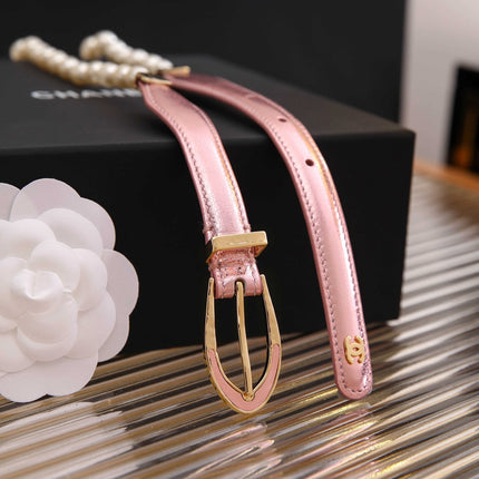 CC PEARL CHAIN BELT WITH GOLD HARDWARE AND LIGHT PINK CALFSKIN
