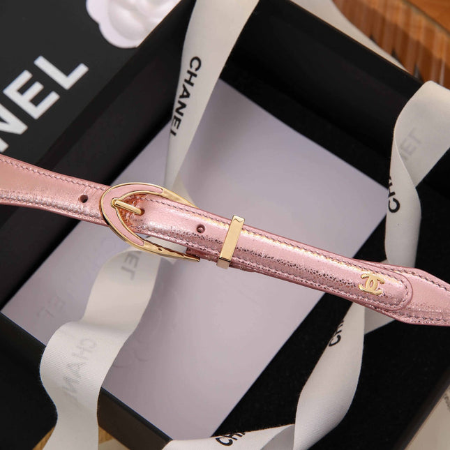 CC CHAIN BELT WITH GOLD HARDWARE AN LIGHT PINK CALFSKIN