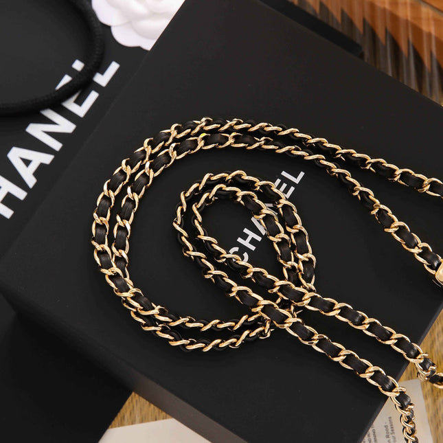 CC CHAIN BELT WITH GOLD HARDWARE AN BLACK CALFSKIN