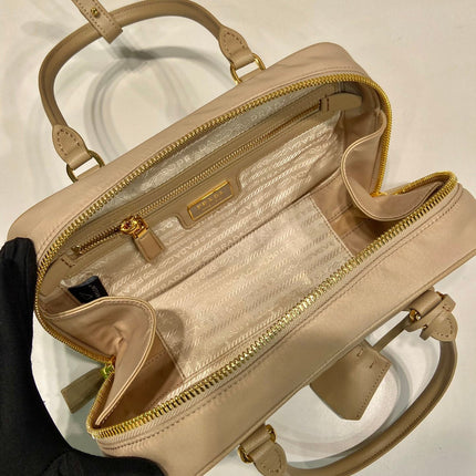 SMALL TOP HANDLE BAG 25 IN DRIED MOSS NYLON AND CALFSKIN TRIM