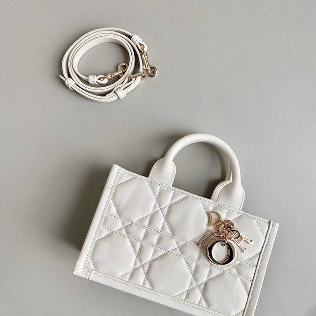 MINI BOOK TOTE 21 WHITE MACCROCANNAGE CALFSKIN
