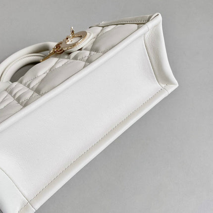 MINI BOOK TOTE 21 WHITE MACCROCANNAGE CALFSKIN