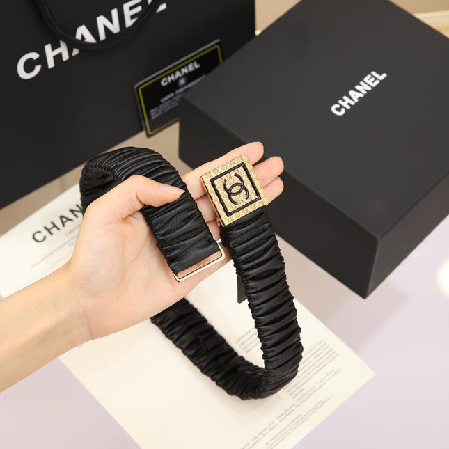 CC 30 MM SQUARE BUCKLE BELT IN BLACK CALFSKIN WITH GOLD MIX BLACK HARDWARE