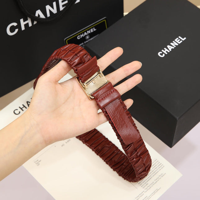 CC 30 MM SQUARE BUCKLE BELT IN GARNET RED CALFSKIN WITH GOLD HARDWARE