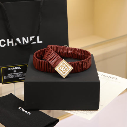 CC 30 MM SQUARE BUCKLE BELT IN GARNET RED CALFSKIN WITH GOLD HARDWARE