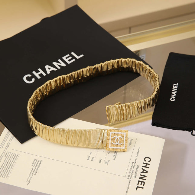CC 30 MM SQUARE BUCKLE BELT IN GOLD CALFSKIN WITH GOLD HARDWARE