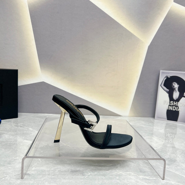 SL CRYSTAL BUCKLE HIGH HEELS BLACK SATIN