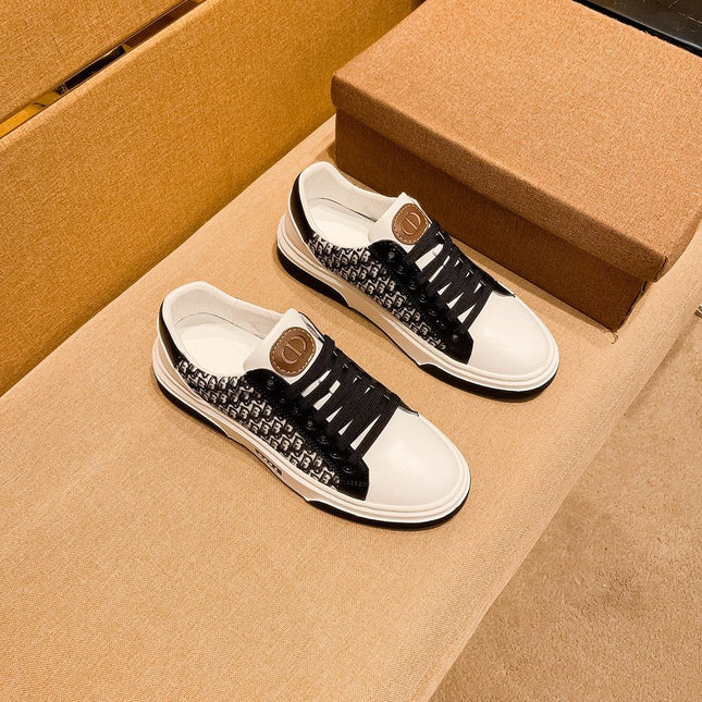 CD LOW TOP SNEAKER WHITE AND BLACK CALFSKIN