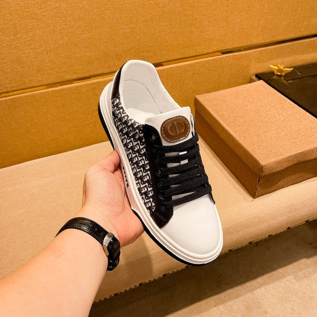 CD LOW TOP SNEAKER WHITE AND BLACK CALFSKIN
