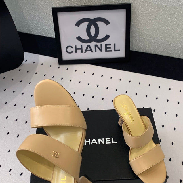MULES cream LAMBSKIN