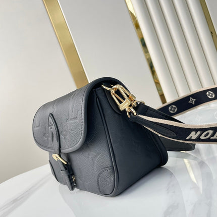 DIANE 23 IN BLACK MONOGRAM EMPREINTE LEATHER