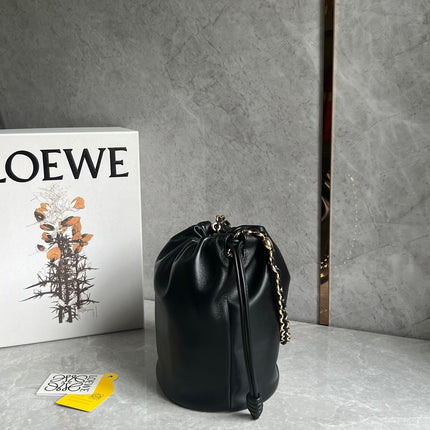 LOE 32 FLAMENCO PURSE BUCKET IN BLACK MELLOW NAPPA LAMBSKIN