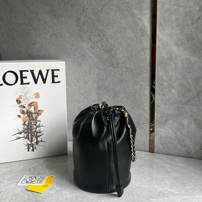 LOE 32 FLAMENCO PURSE BUCKET IN BLACK MELLOW NAPPA LAMBSKIN
