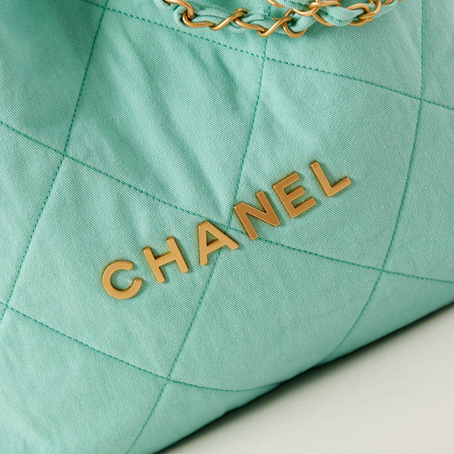 CC CLASSIC MEDIUM 37 BAG IN TIFFANY BLUE CANVAS