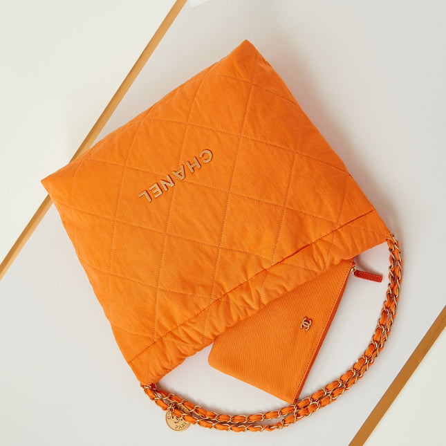 CC CLASSIC MEDIUM 37 BAG IN SAFETY ORANGE CANVAS